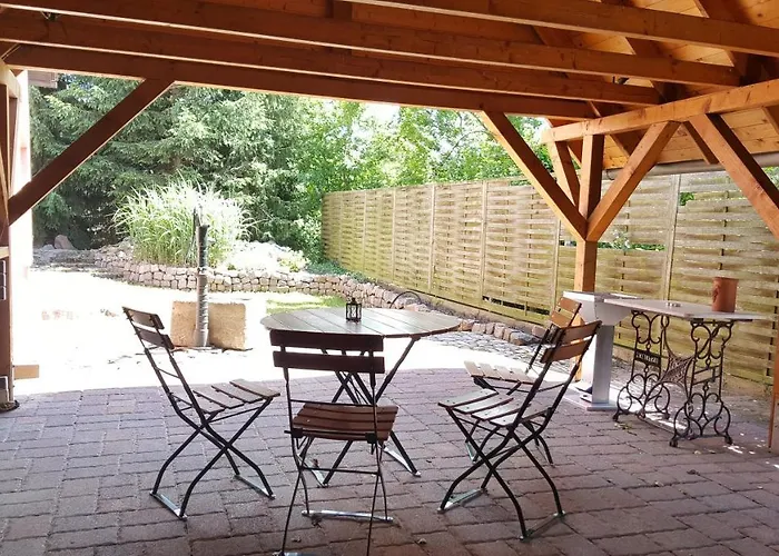 Hofgestuet Bleesern Fewo2 Apartment Seegrehna